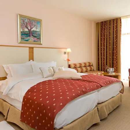 Hotel Apollo - Ultra , Pools & Free Beach, Individual Ac In Every Golden Sands