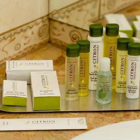 Apollo - , Indoor & Outdoor Pools & Individual Ac In Every