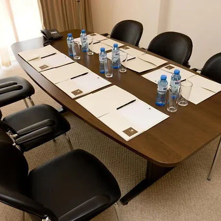 Apollo - , Indoor & Outdoor Pools & Individual Ac In Every Отель