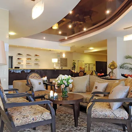 Apollo - , Indoor & Outdoor Pools & Individual Ac In Every Отель Золотые Пески