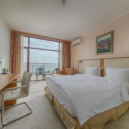 Apollo - Ultra - Private Riviera Hotel